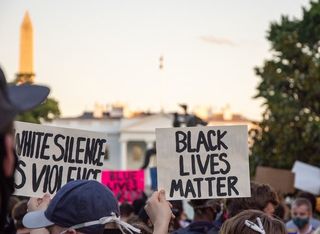 A photo of Black Lives Matter protestors in front of the White House on May 31st, 2020.